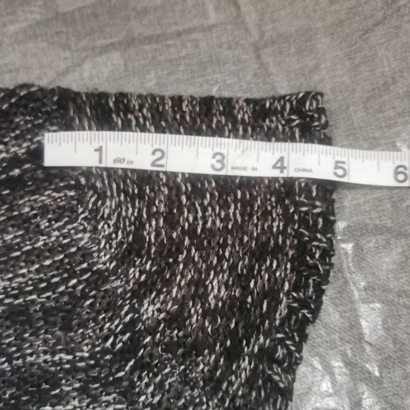 Razzle Dazzle large L  Dark Grey Gray tweed light grey V neck sweater - Picture 12 of 13